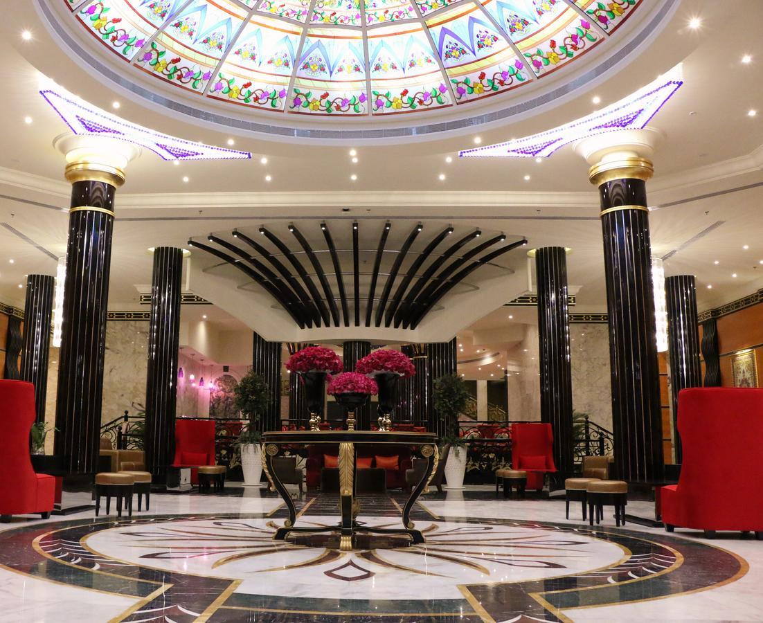 Red Castle Hotel Шарджа Екстер'єр фото